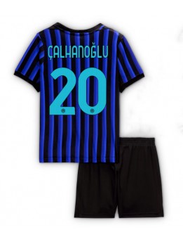 Billige Inter Milan Hakan Calhanoglu #20 Hjemmedraktsett Barn 2025-26 Kortermet (+ Korte bukser)